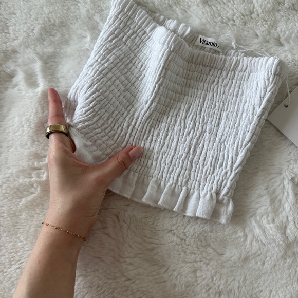 NWT Vitamin A Nya Smocked Strapless Cotton Bandeau Top in White Crinkle Linen - Picture 9 of 16